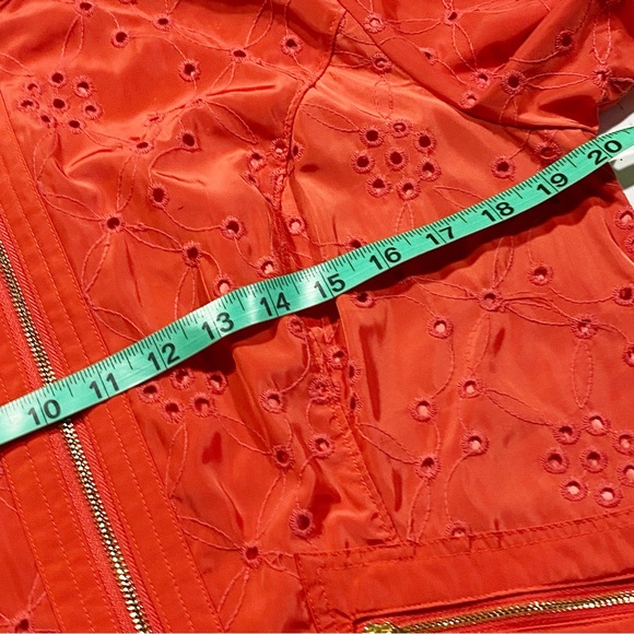 Zenergy by Chicos Red Orange Full Zip Rain Jacket Eyelet Print Size 1 (8-10) - Picture 7 of 8